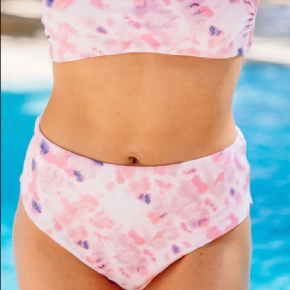 NWOT. Pink tie dye swim bottoms